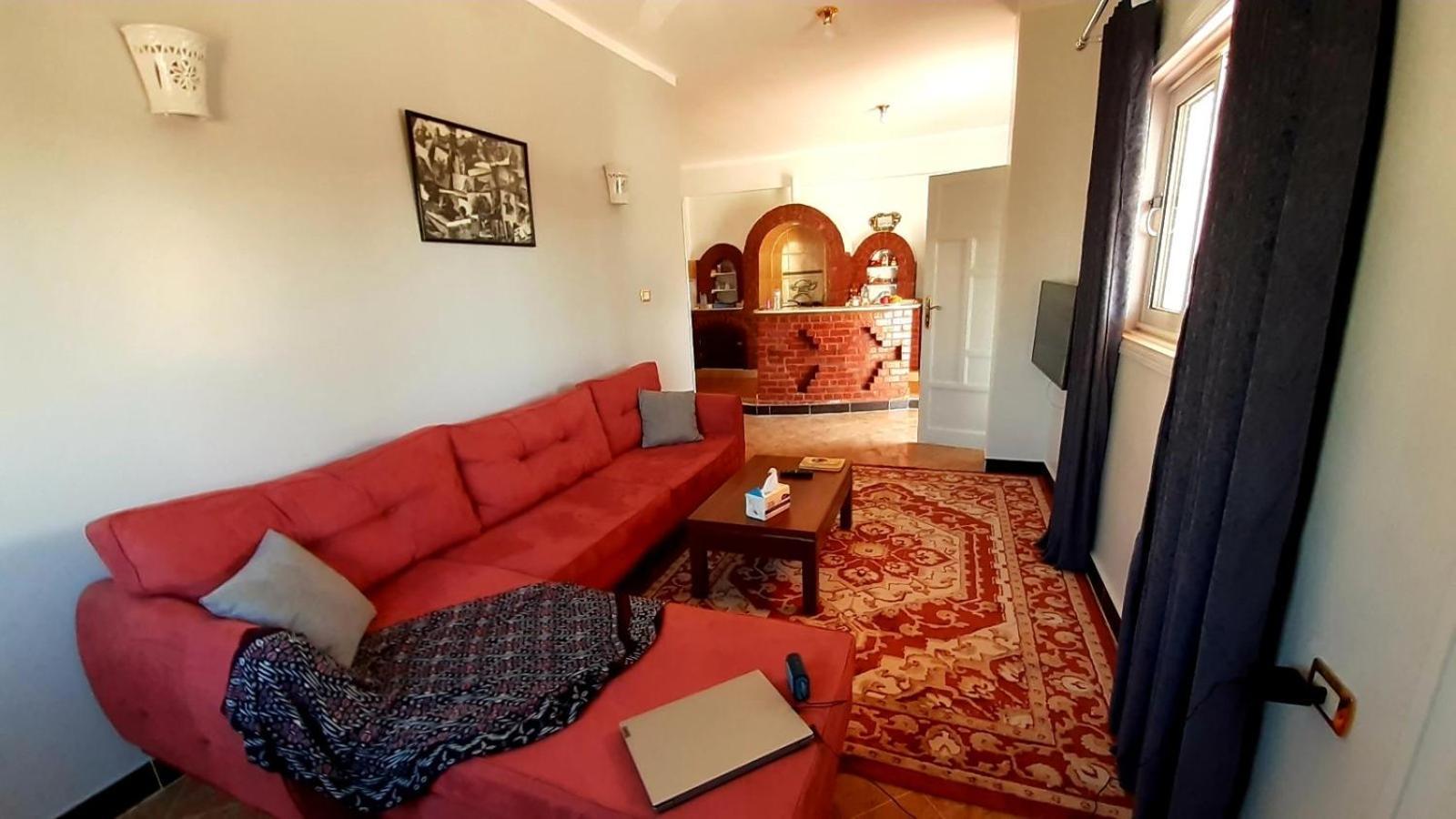 Apartment Temple House