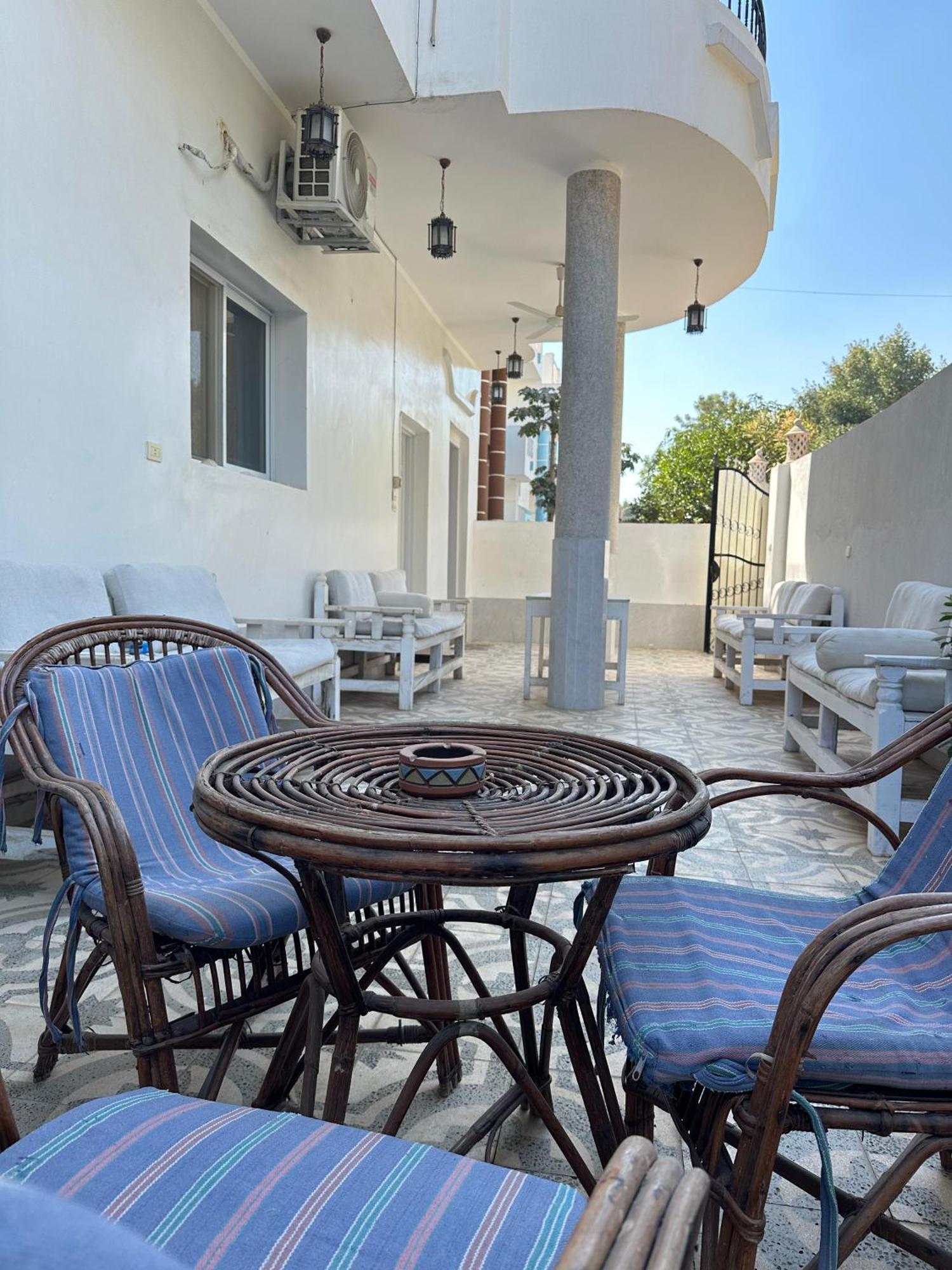 Temple House Apartment *